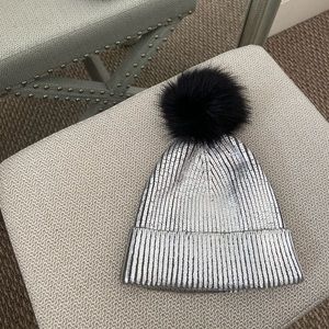 Steven Madden winter hat, never worn!